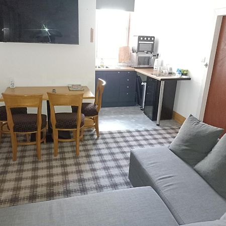 The Townhouse Accommodation Dumfries Exteriér fotografie