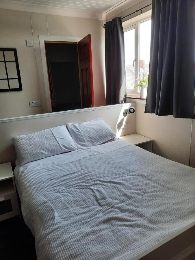 The Townhouse Accommodation Dumfries Exteriér fotografie